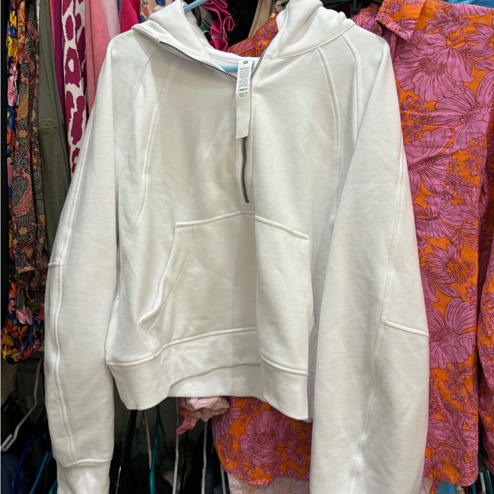 L/XL crop Lulu jacket  Must have!!!